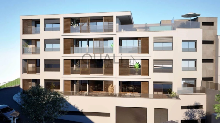 Apartamento T1 para Venda em Estreito de Camara de Lobos Foto 1