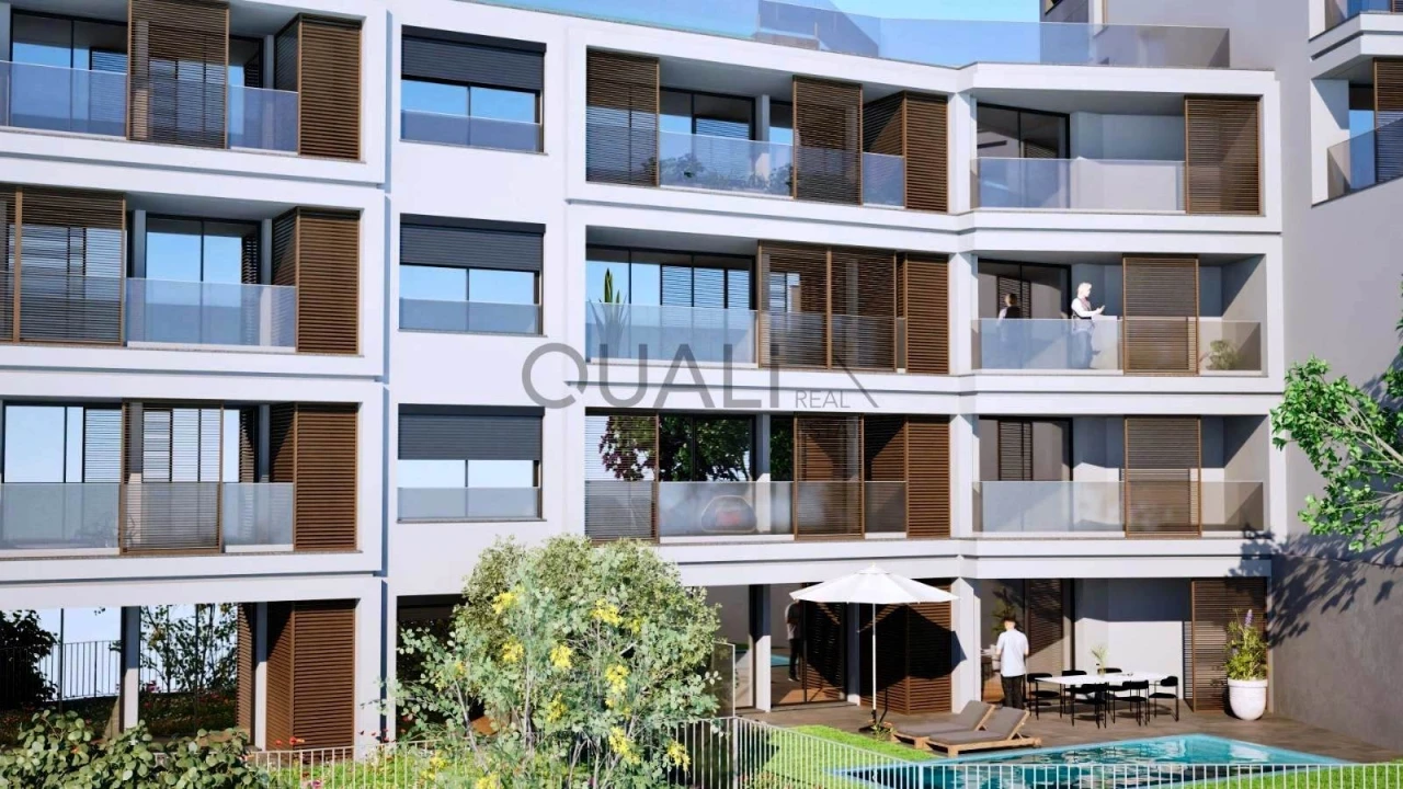 Apartamento T3 para Venda em Estreito de Camara de Lobos Foto 11