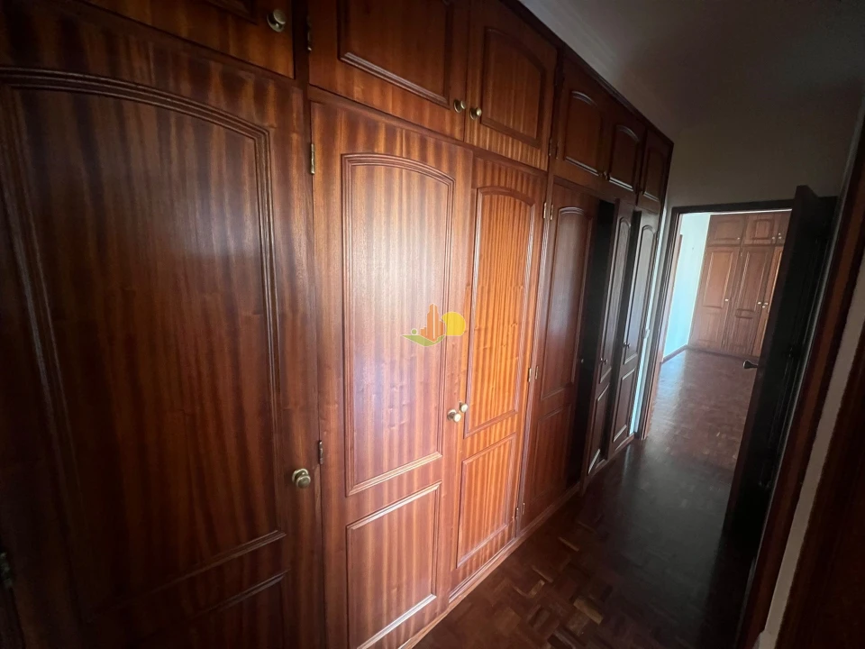 Apartamento T2 para Arrendamento em Buarcos Foto 16