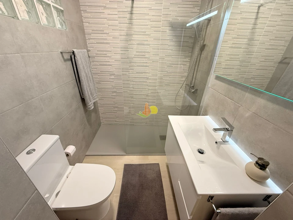 Apartamento T2 para Arrendamento em Buarcos Foto 24