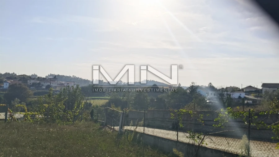 Terreno para Venda em Foz do Sousa e Covelo Foto 5