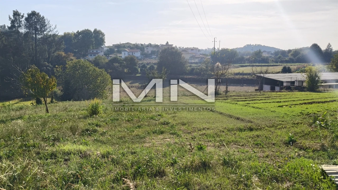 Terreno para Venda em Foz do Sousa e Covelo Foto 4