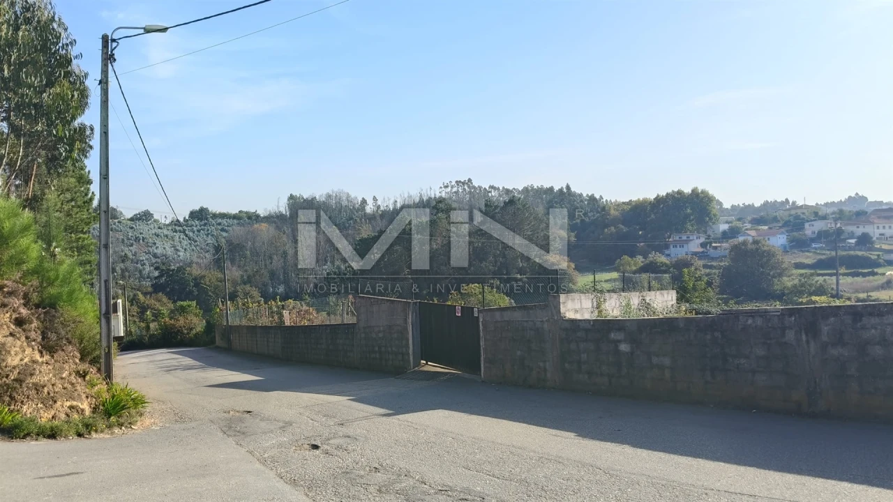 Terreno para Venda em Foz do Sousa e Covelo Foto 26