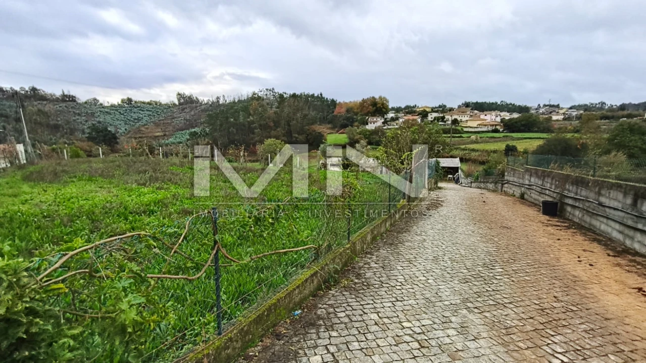 Terreno para Venda em Foz do Sousa e Covelo Foto 34