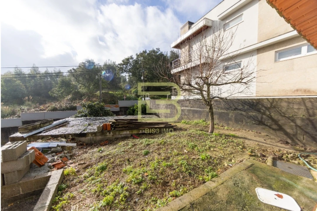 Moradia T2 para Venda em Rio Tinto Foto 38