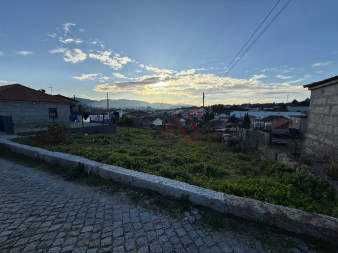 Terreno para Venda em Moreira de Conegos Foto 26