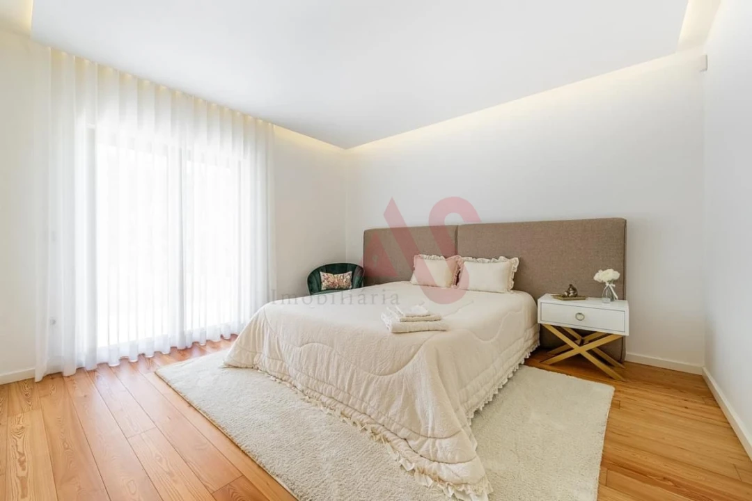 Moradia T4 para Venda em Fornelos e Queijada Foto 33