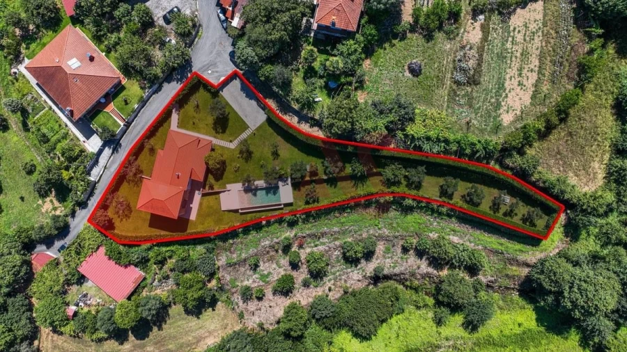 Moradia T4 para Venda em Fornelos e Queijada Foto 42