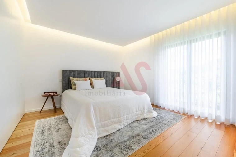 Moradia T4 para Venda em Fornelos e Queijada Foto 29