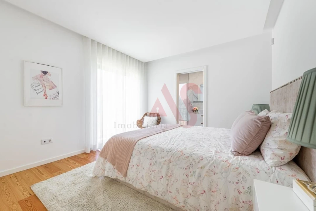 Moradia T4 para Venda em Fornelos e Queijada Foto 27