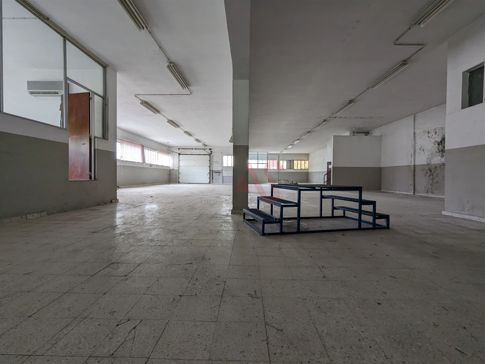 Negócio para Arrendamento em Cepães e Fareja Foto 6