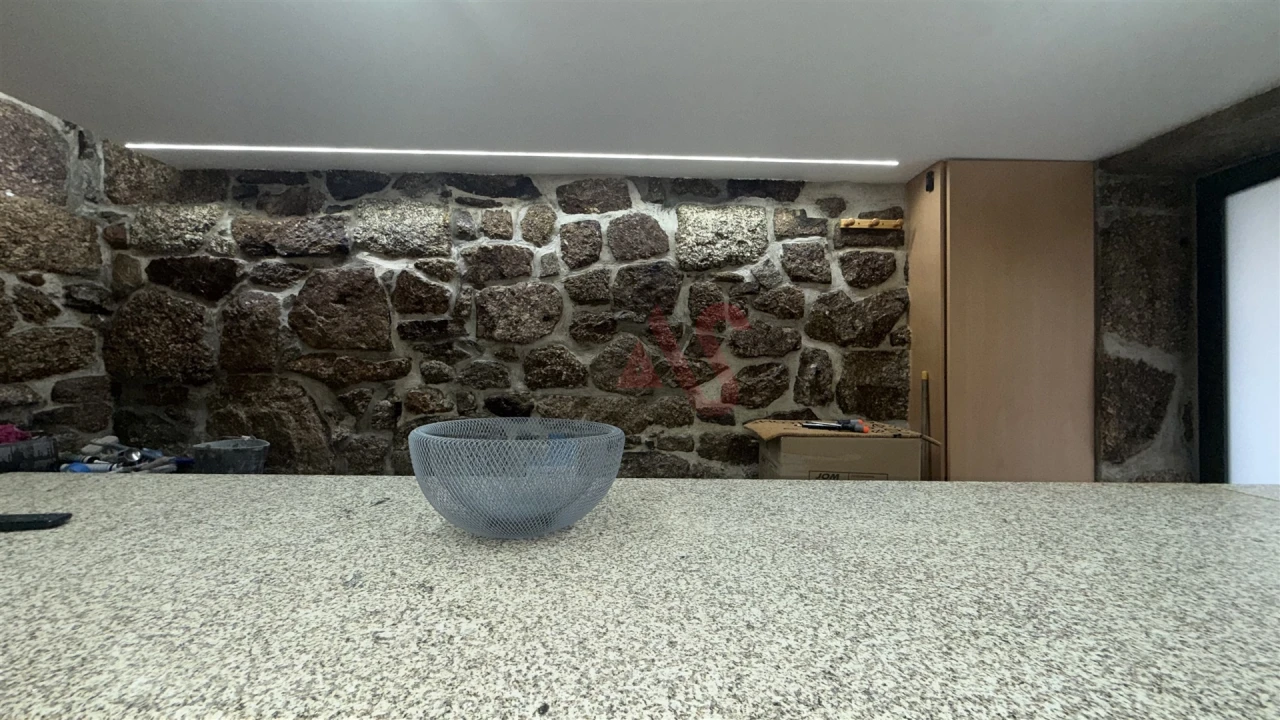 Moradia T2 para Venda em Quinchães Foto 17