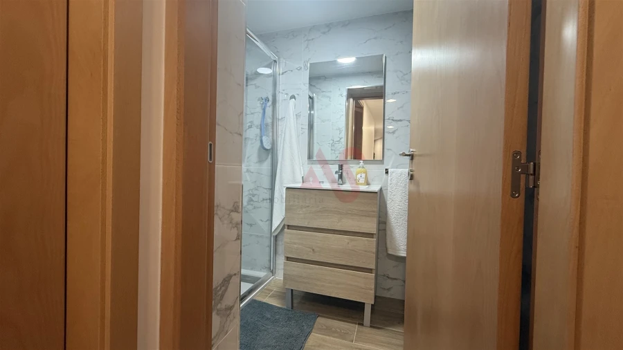 Moradia T2 para Venda em Quinchães Foto 12