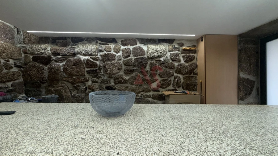 Moradia T2 para Venda em Quinchães Foto 17