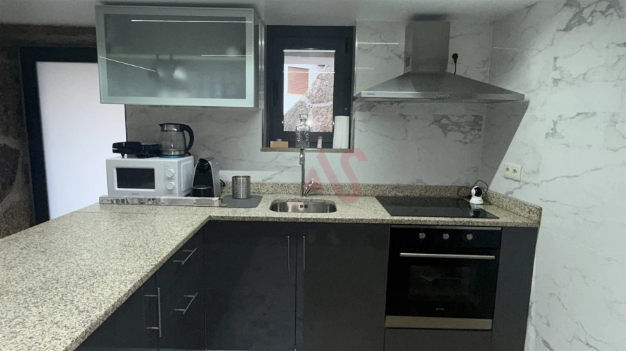 Moradia T2 para Venda em Quinchães Foto 3