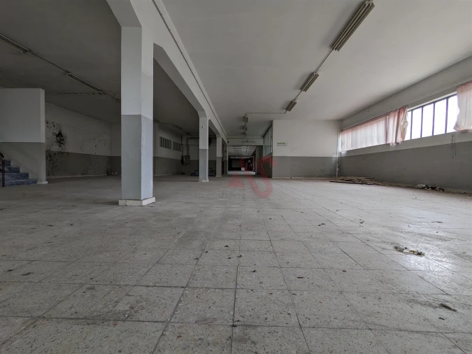 Negócio para Arrendamento em Cepães e Fareja Foto 9