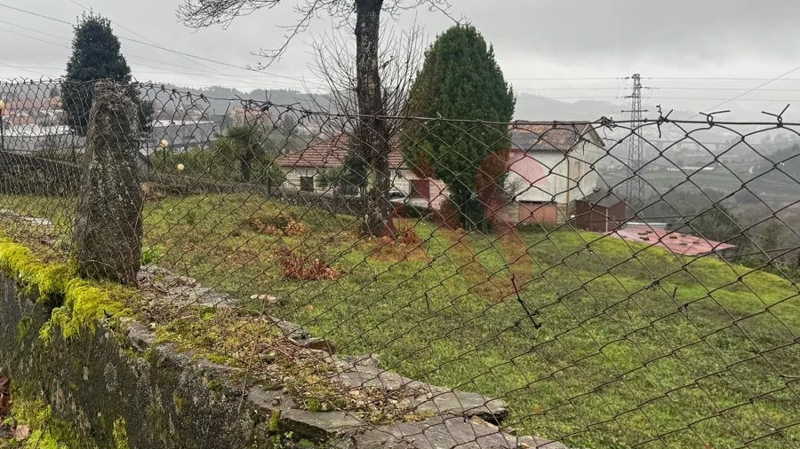 Terreno para Venda em Idães