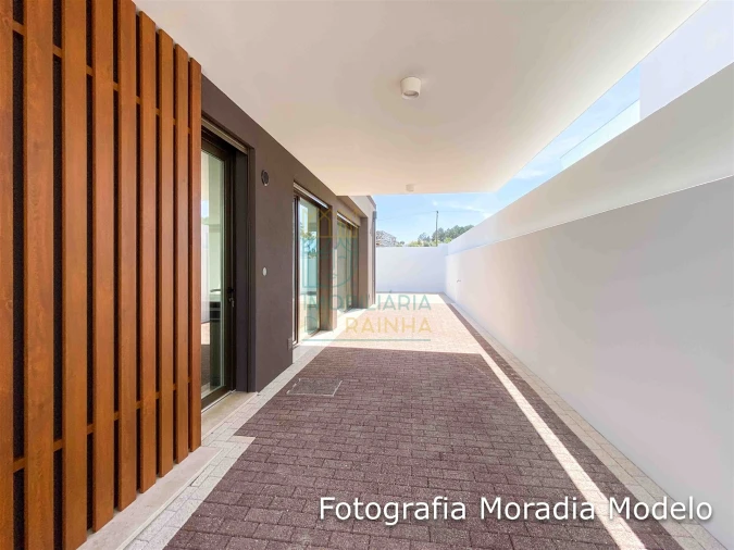 Moradia T3 para Venda em Tornada e Salir do Porto Foto 15