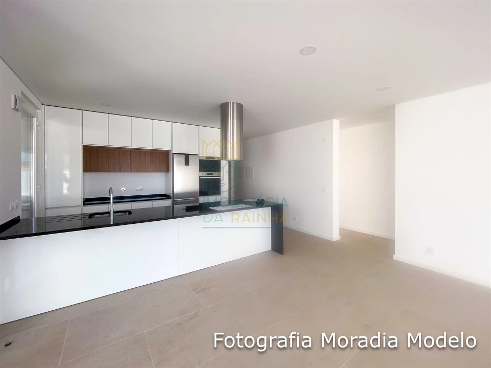 Moradia T3 para Venda em Tornada e Salir do Porto Foto 22