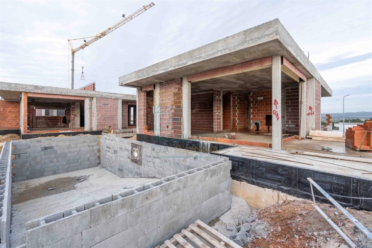 Moradia T3 para Venda em Tornada e Salir do Porto Foto 9