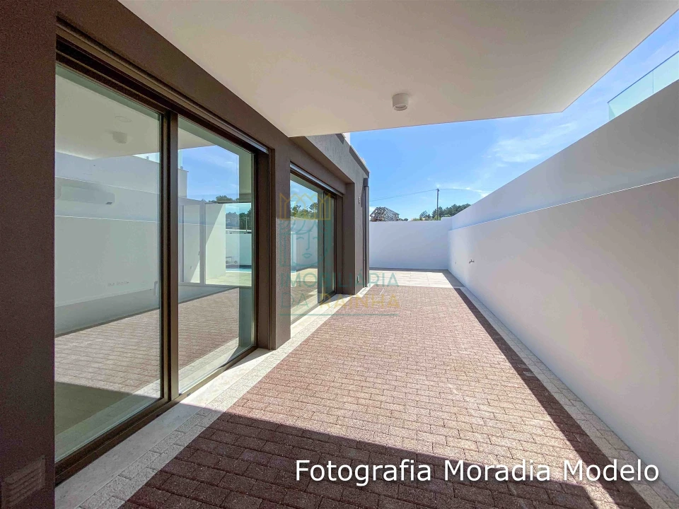 Moradia T3 para Venda em Tornada e Salir do Porto Foto 14