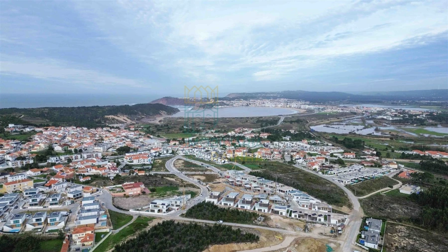 Moradia T3 para Venda em Tornada e Salir do Porto Foto 5