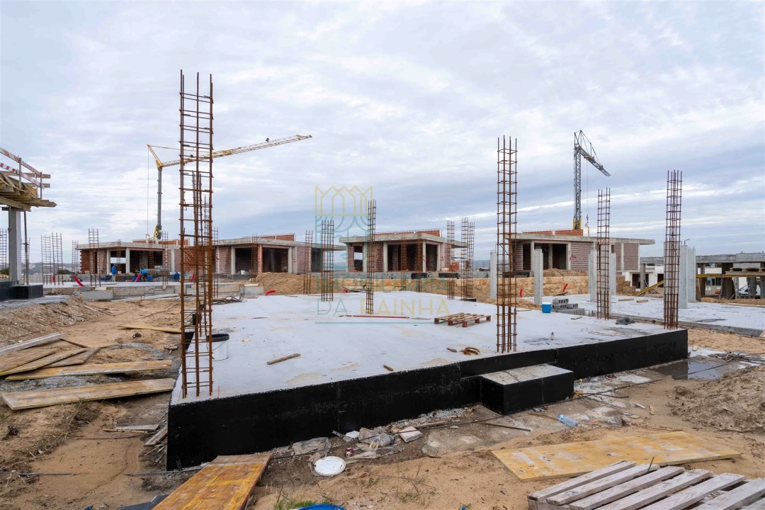 Moradia T3 para Venda em Tornada e Salir do Porto Foto 3