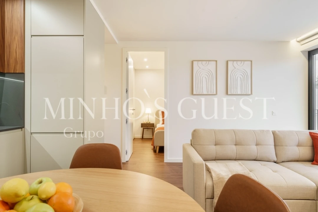 Apartamento T2 para Arrendamento férias em Braga (Maximinos, Sé e Cividade) Foto 9