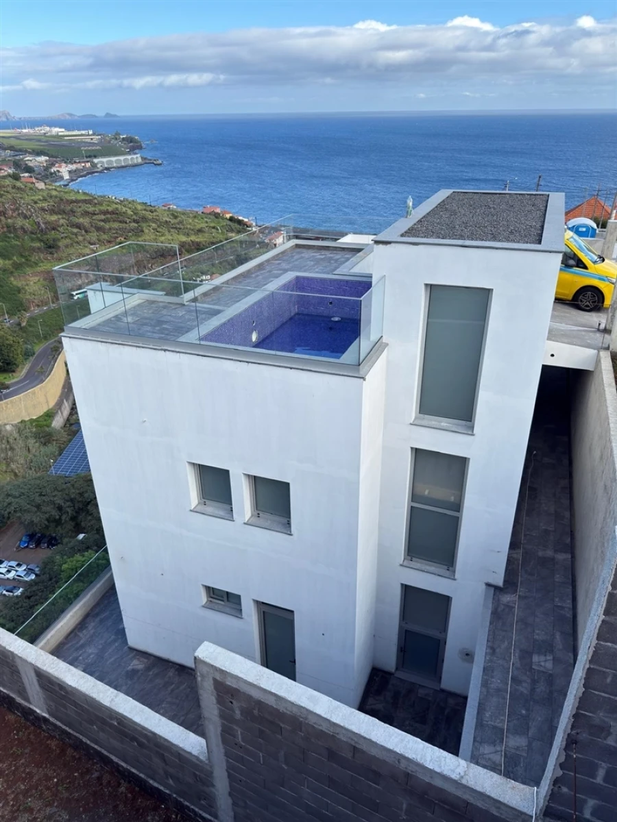 Moradia T3 para Venda em Santa Cruz Foto 3