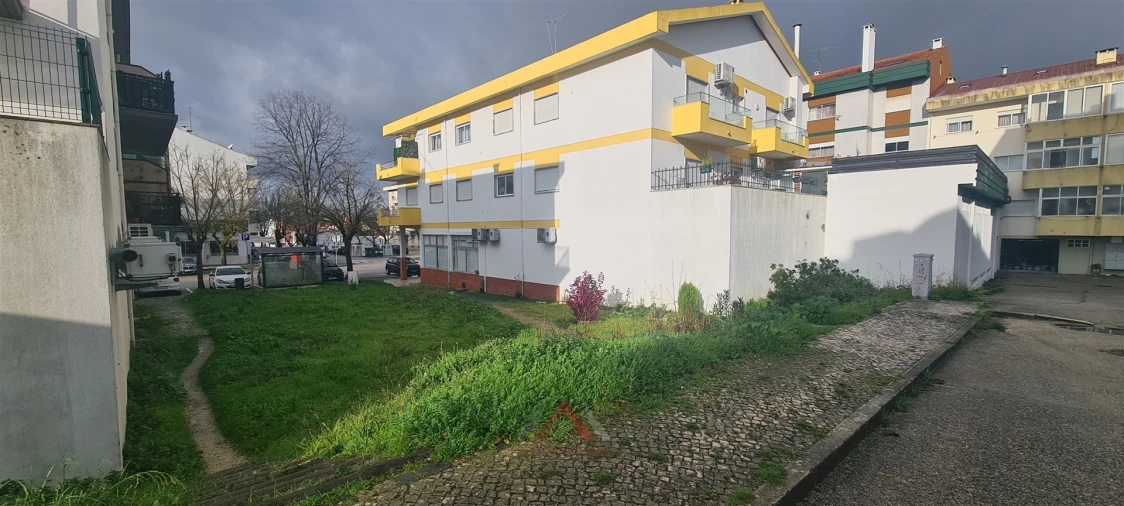 Terreno para Venda em Leiria, Pousos, Barreira e Cortes Foto 3