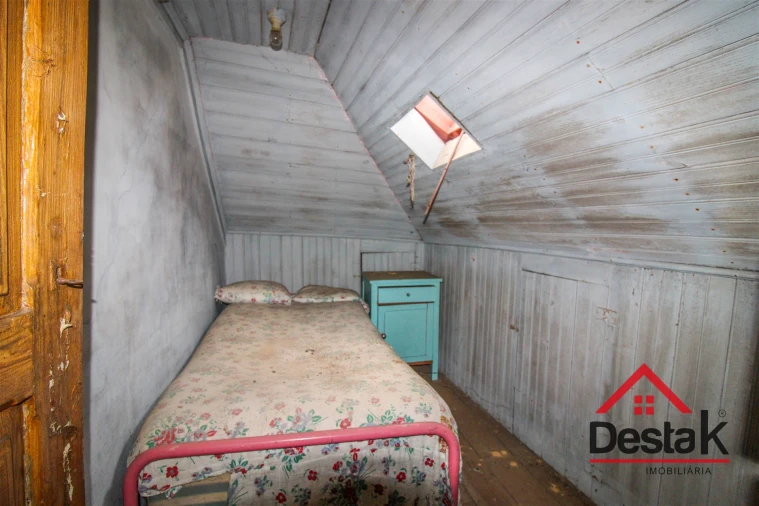 Moradia T6 para Venda em São Cipriano e Vil de Souto Foto 20