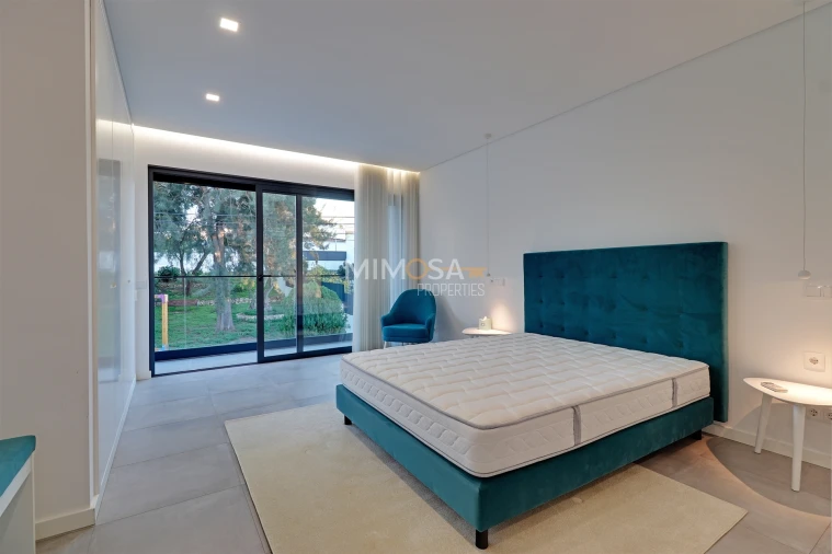 Moradia T3 para Arrendamento em Alvor Foto 19