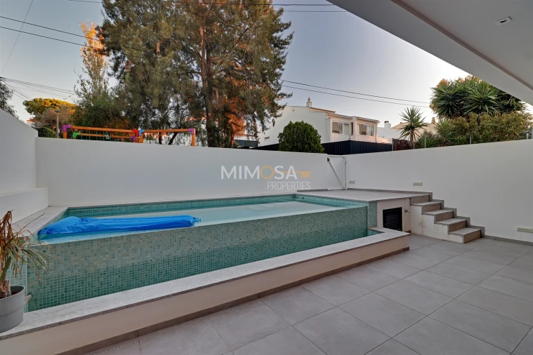 Moradia T3 para Arrendamento em Alvor Foto 26