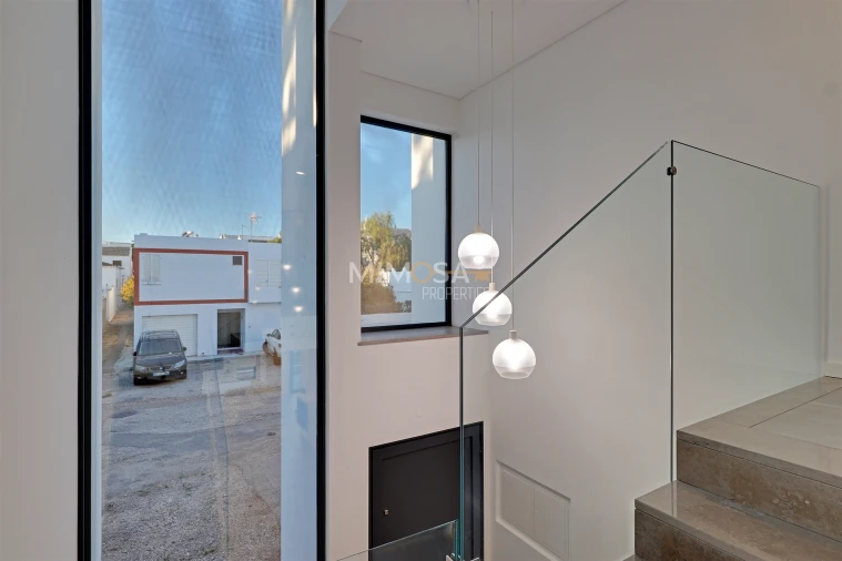 Moradia T3 para Arrendamento em Alvor Foto 25