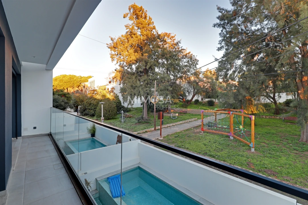 Moradia T3 para Arrendamento em Alvor Foto 17