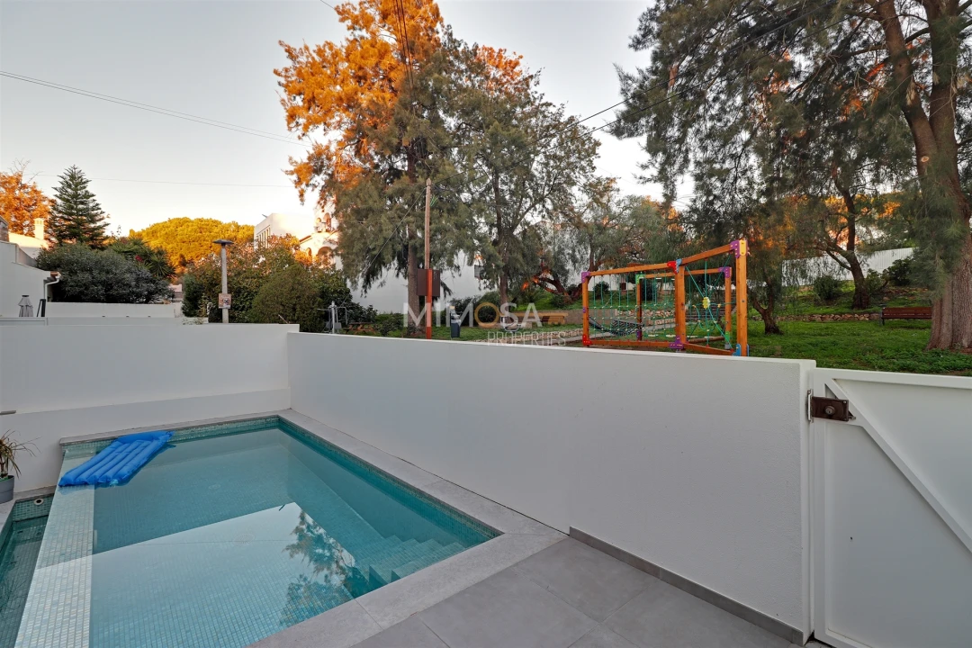 Moradia T3 para Arrendamento em Alvor Foto 27