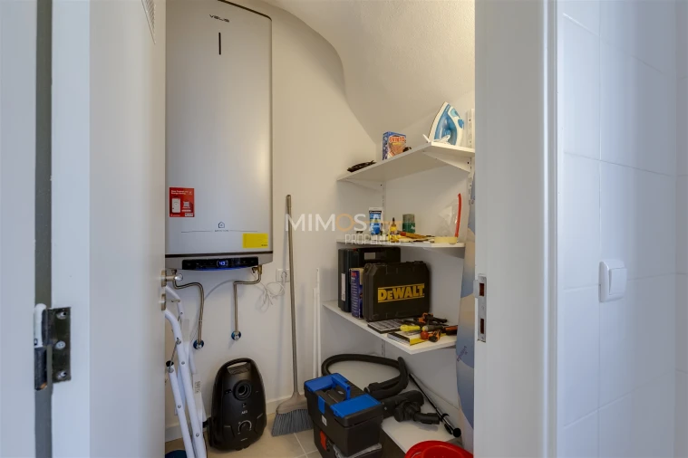 Apartamento T2 para Arrendamento em Lagos (São Sebastião e Santa Maria) Foto 13