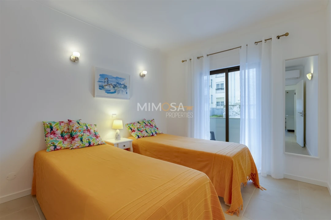Apartamento T2 para Arrendamento em Lagos (São Sebastião e Santa Maria) Foto 20