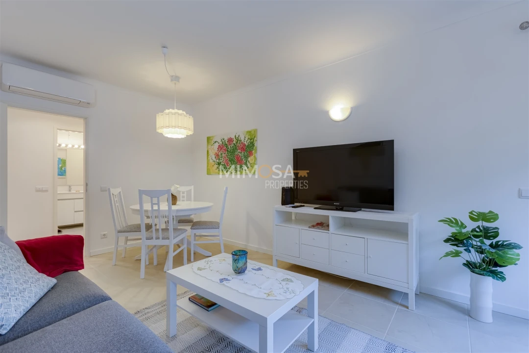 Apartamento T2 para Arrendamento em Lagos (São Sebastião e Santa Maria) Foto 4