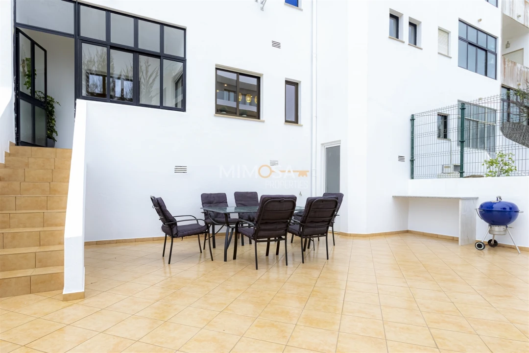 Apartamento T2 para Arrendamento em Lagos (São Sebastião e Santa Maria) Foto 28