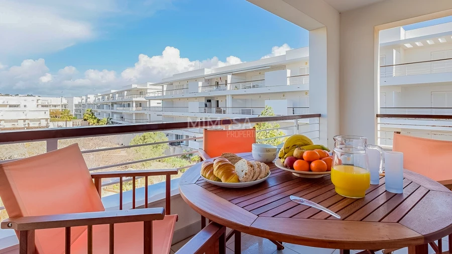 Apartamento T2 para Arrendamento em Lagos (São Sebastião e Santa Maria) Foto 2