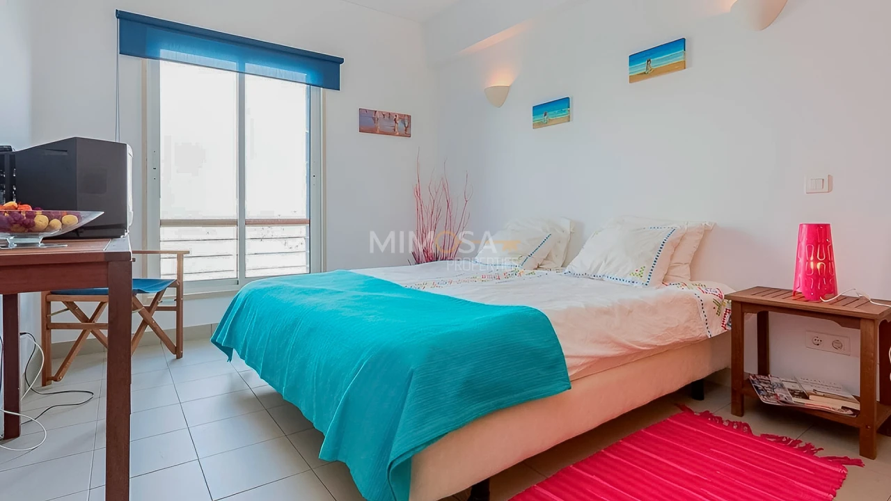 Apartamento T2 para Arrendamento em Lagos (São Sebastião e Santa Maria) Foto 8