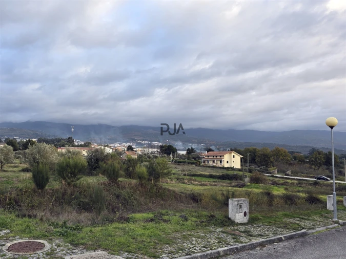 Terreno para Venda em Nespereira Foto 2