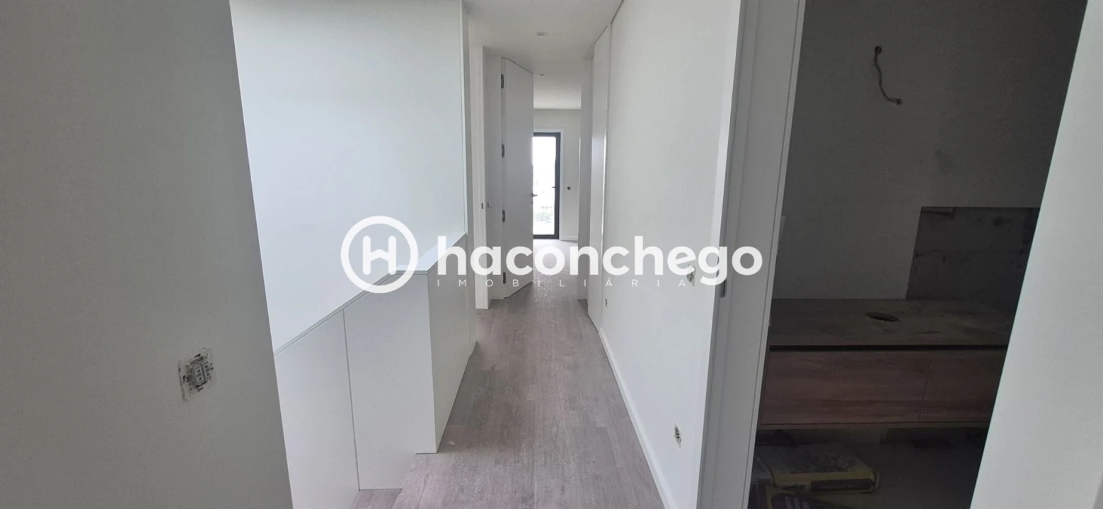 Moradia T3 para Venda em Brufe Foto 36