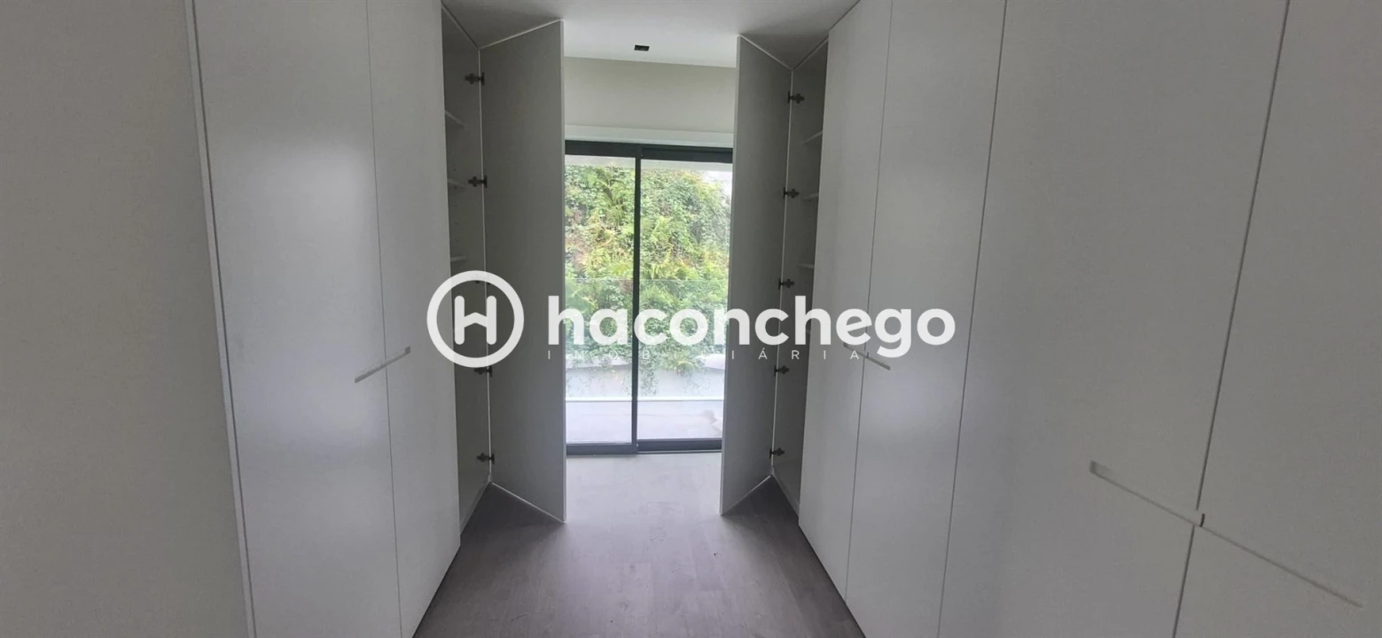 Moradia T3 para Venda em Brufe Foto 35