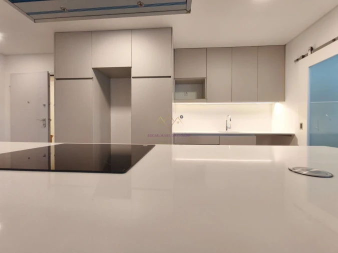 Apartamento T2 para Venda em Camarate, Unhos e Apelação Foto 12