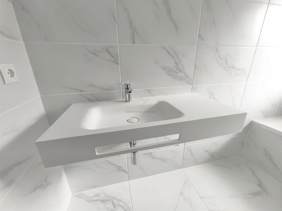 Apartamento T1 para Venda em Camarate, Unhos e Apelação Foto 19