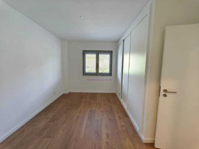 Apartamento T2 para Venda em Camarate, Unhos e Apelação Foto 26