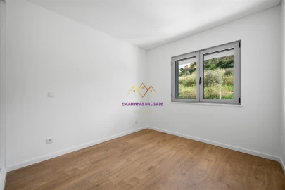 Apartamento T2 para Venda em Camarate, Unhos e Apelação