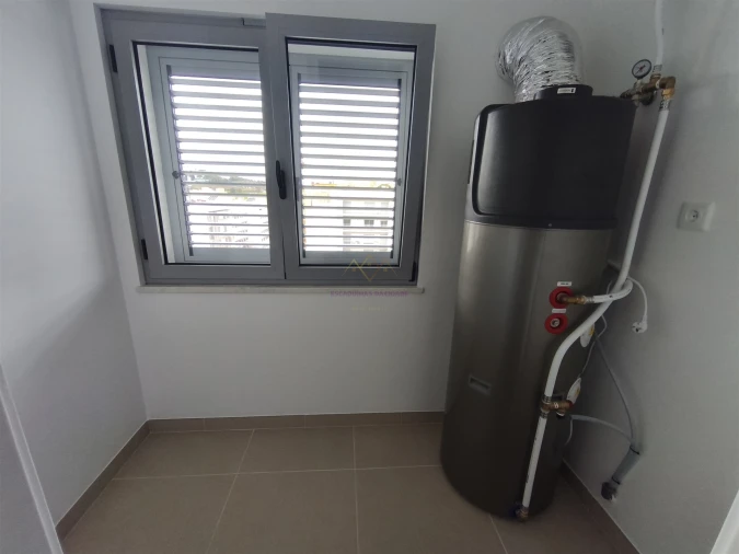 Apartamento T2 para Venda em Camarate, Unhos e Apelação Foto 26